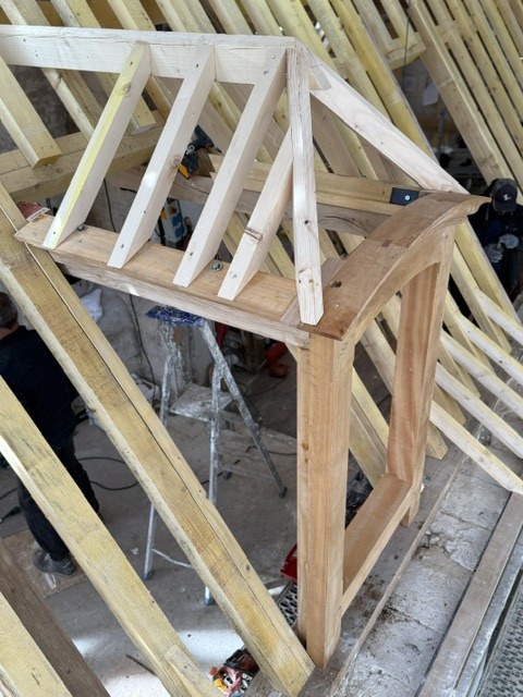Assemblage de la lucarne sur site