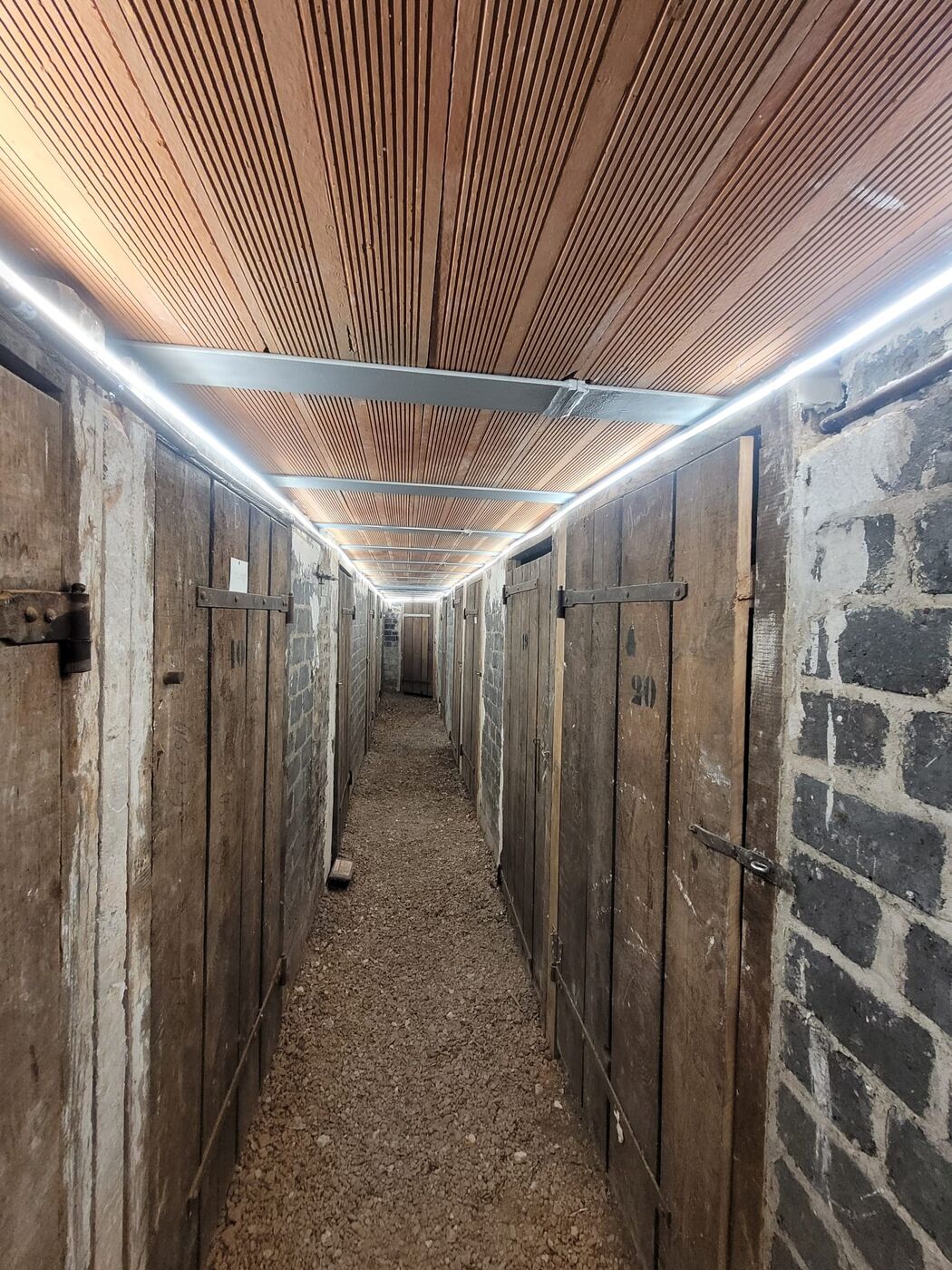 Couloir de caves renforcé en sous-œuvre