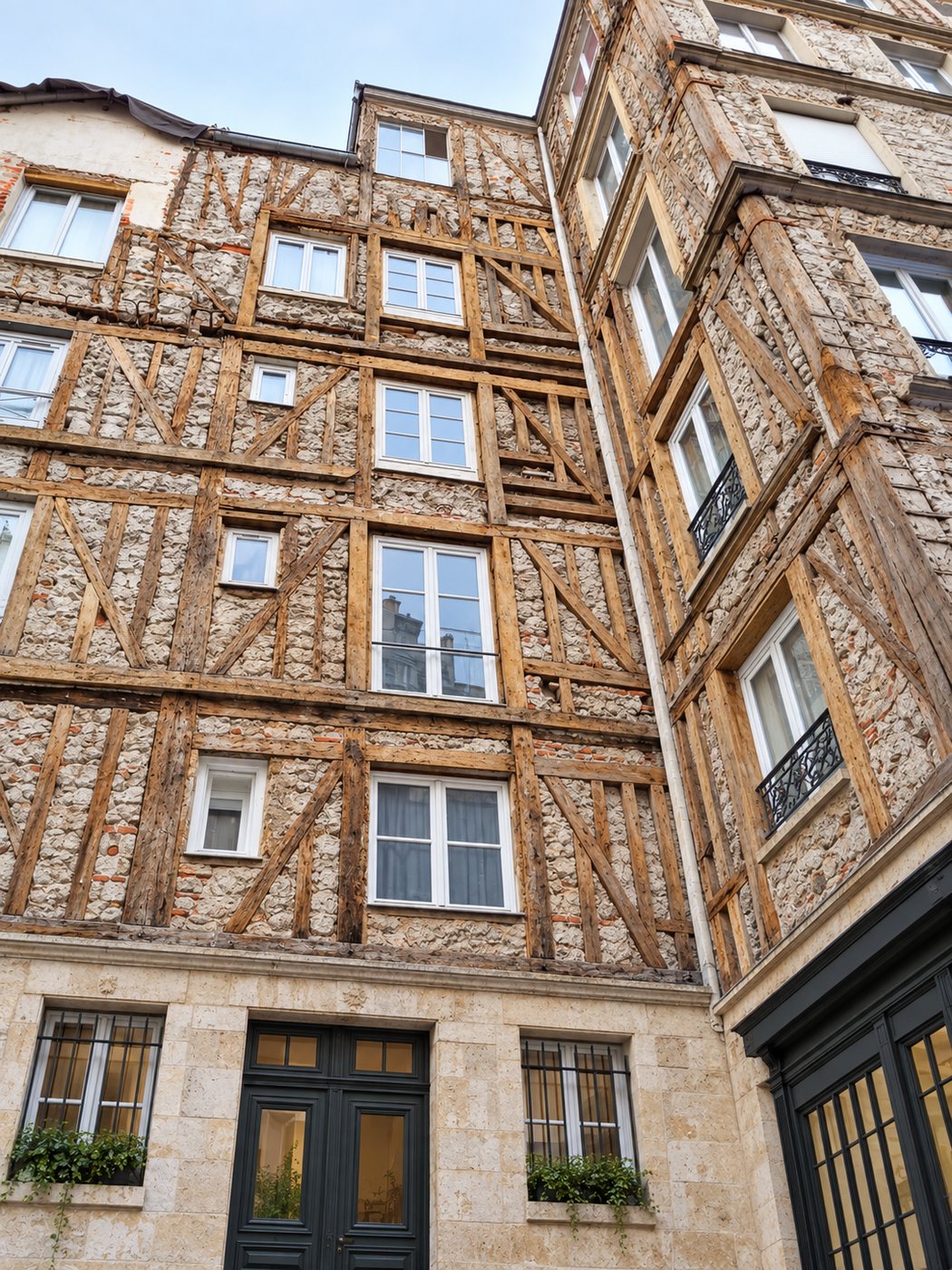 Façade à pans de bois d'un immeuble ancien